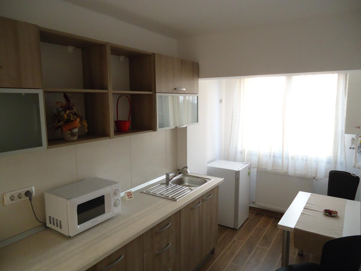 Hotel Nova Bital Popesti-Leordeni Esterno foto